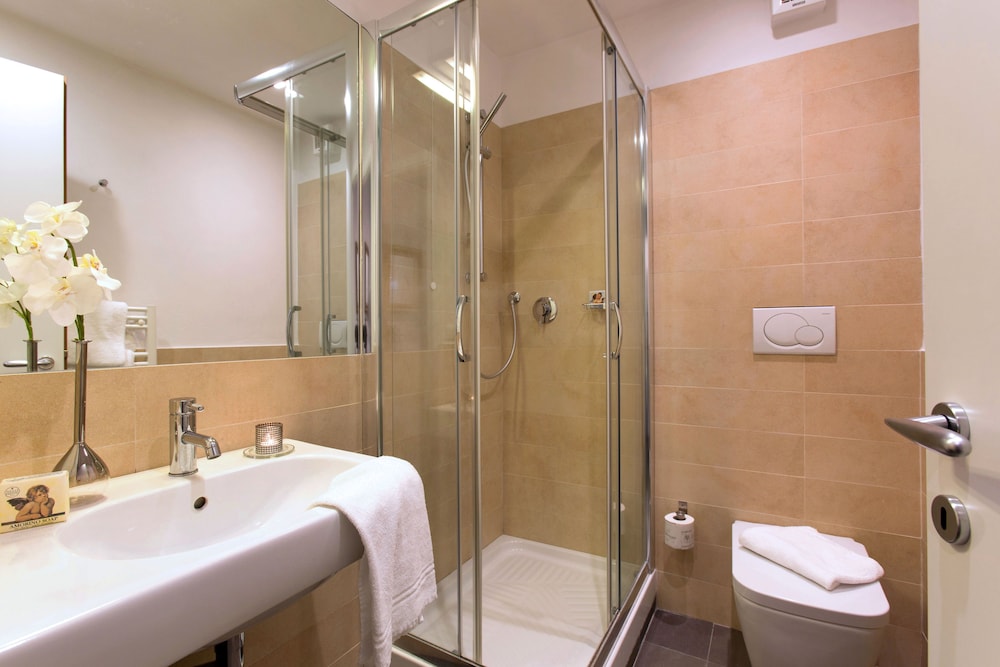 SETTE ANGELI ROOMS 72/72