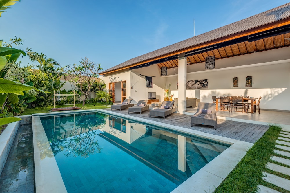 Echo Beach Villa and Apartment 61/65