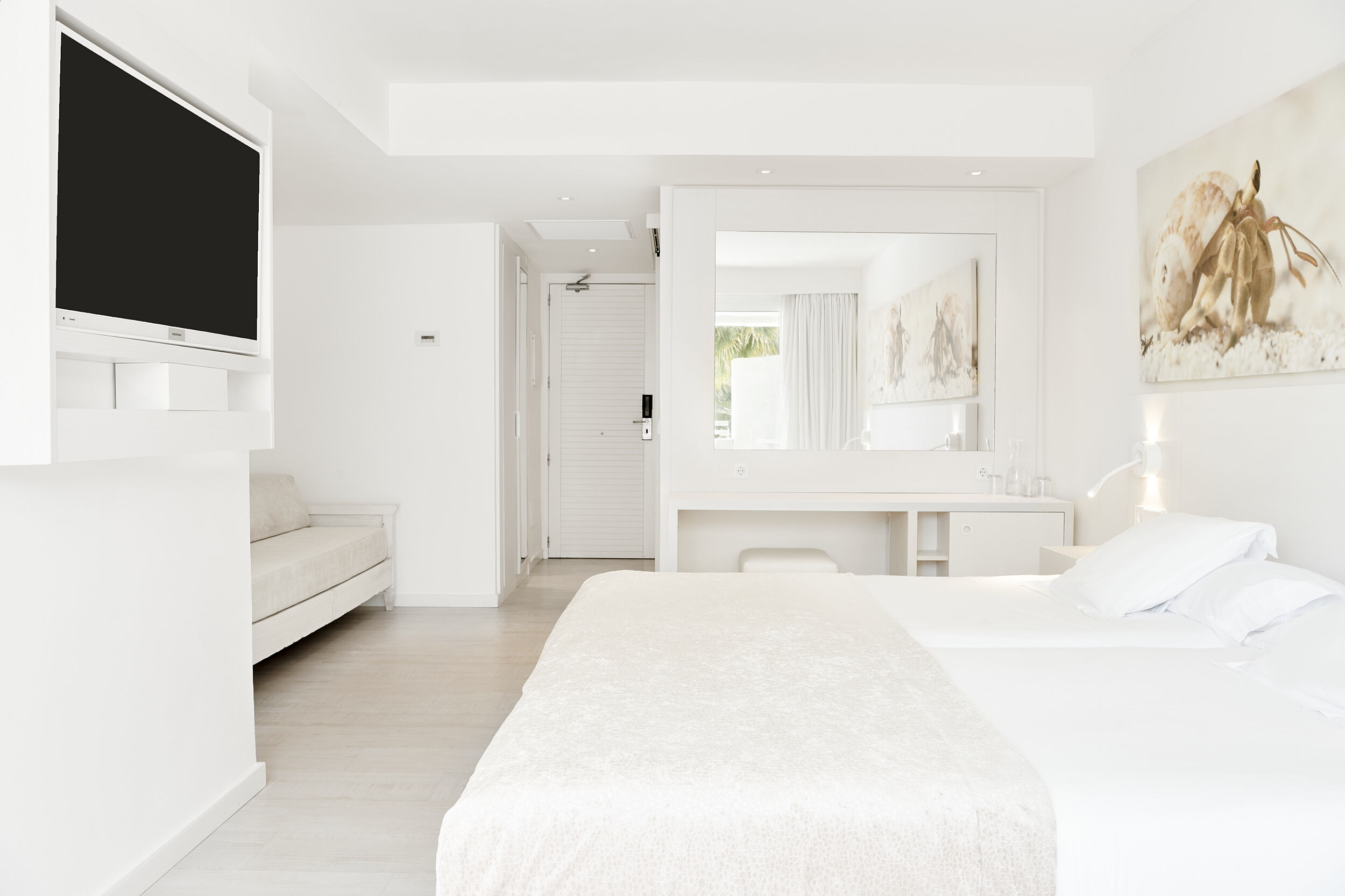 ROOM, DOUBLE BED, POOL VIEW
