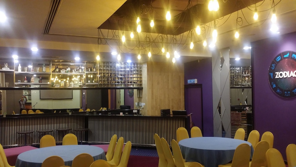 Harbour View Hotel 5/56