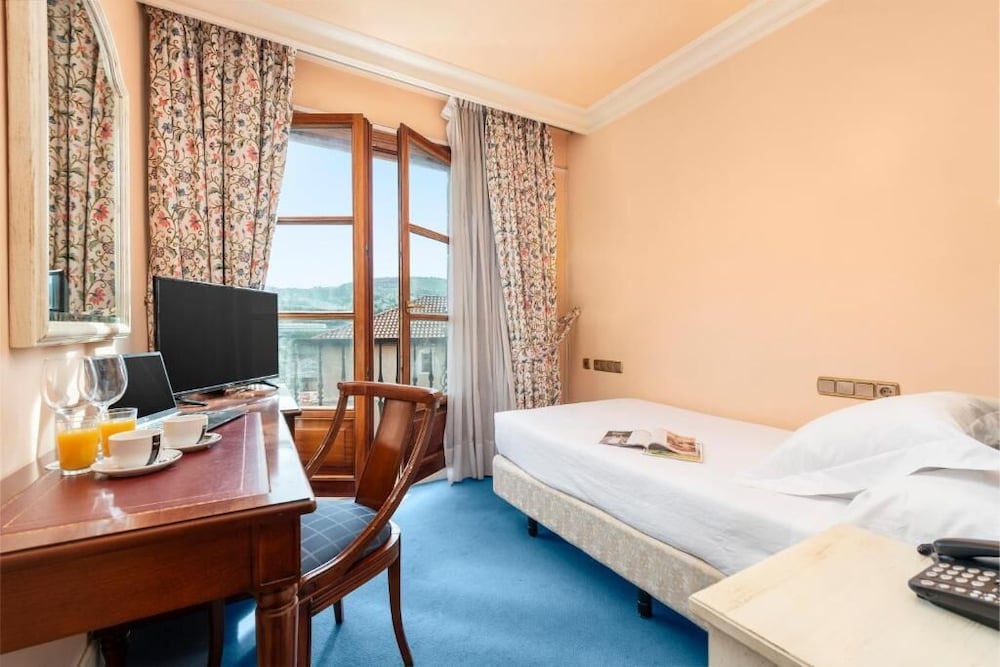 Hotel Urban Sondika By Eurotels 12/28