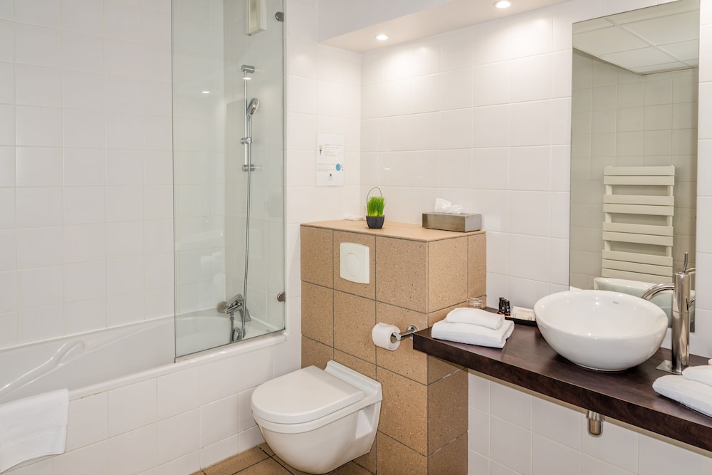 Mercure Agen Centre 19/67