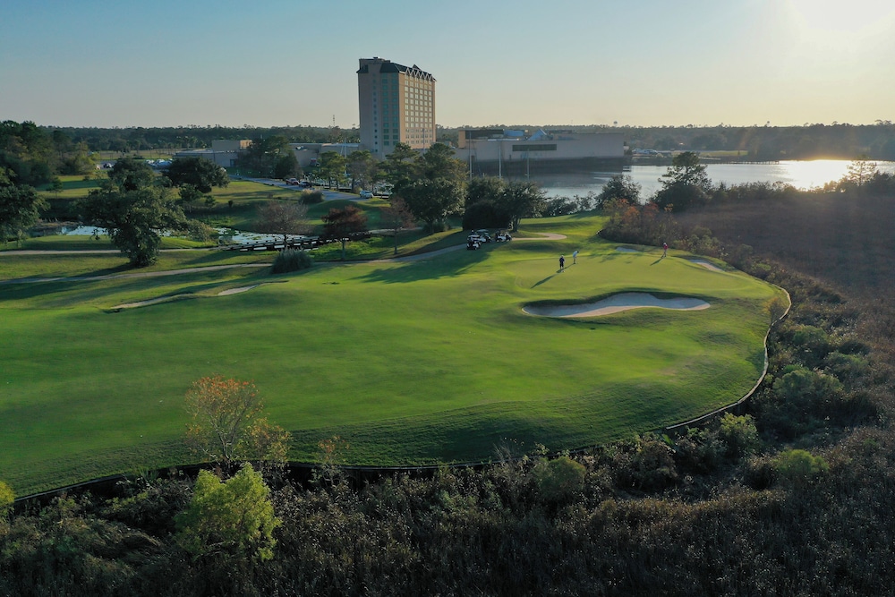 Hollywood Casino Gulf Coast 65/69
