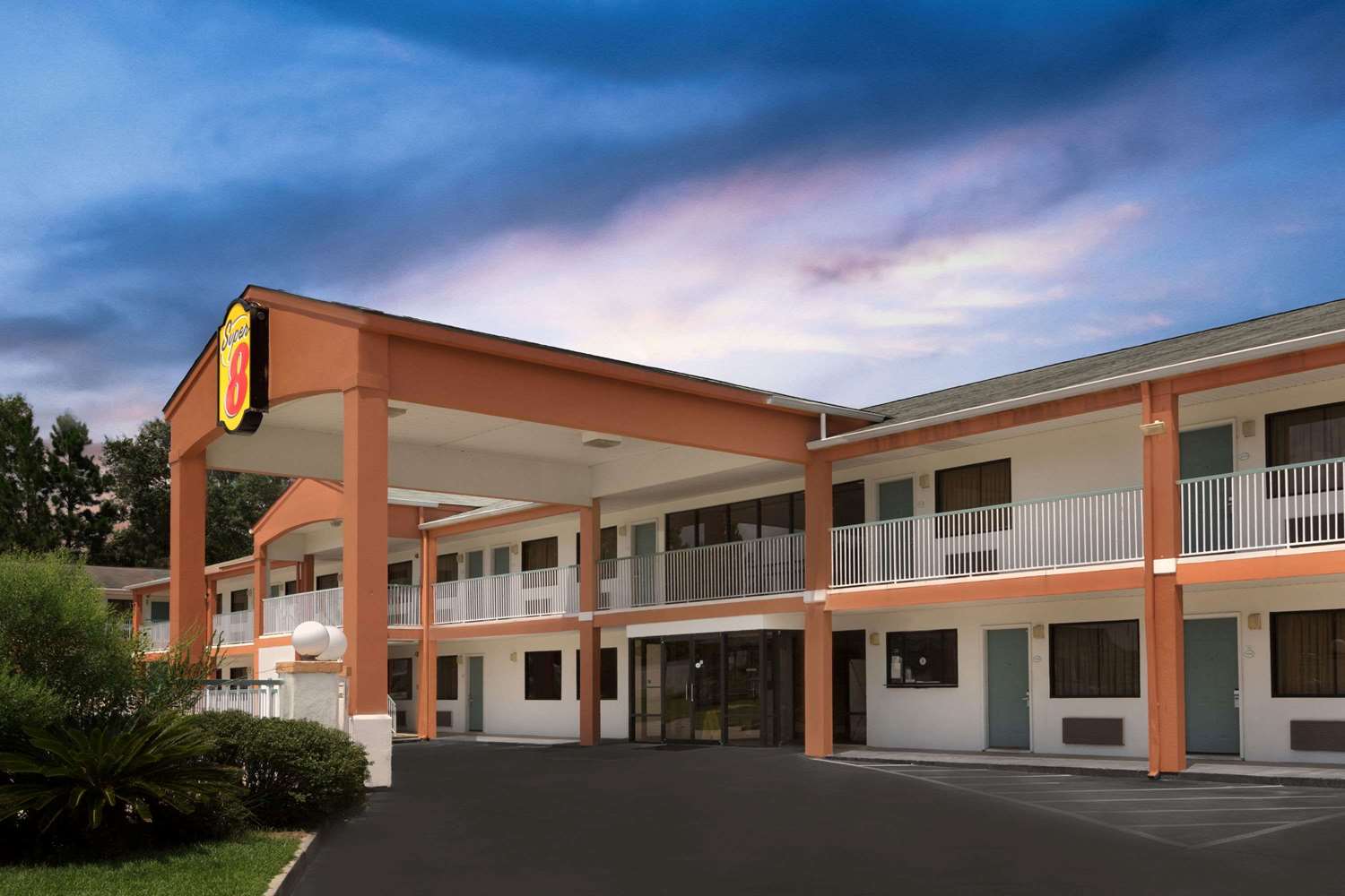 Super 8 By Wyndham Ocean Springs Biloxi 2/43