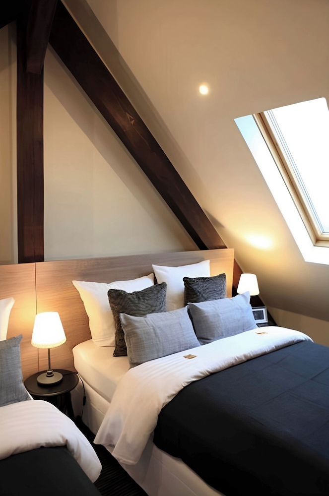 Sleephotels 6/36