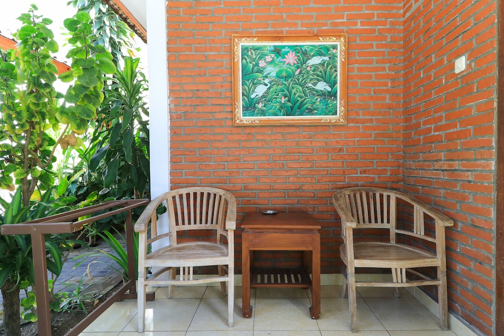 Ayu Lili Garden Hotel 33/48