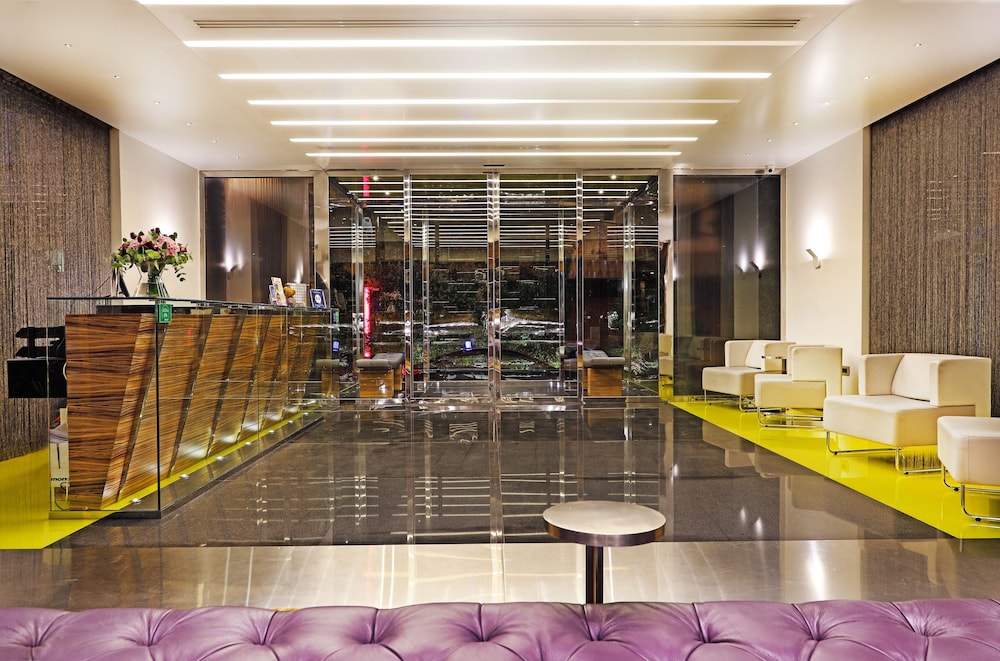 Warwick Stone 55 Hotel Beirut 32/41