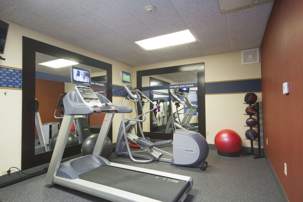Hampton Inn Marshall, MI 17/40