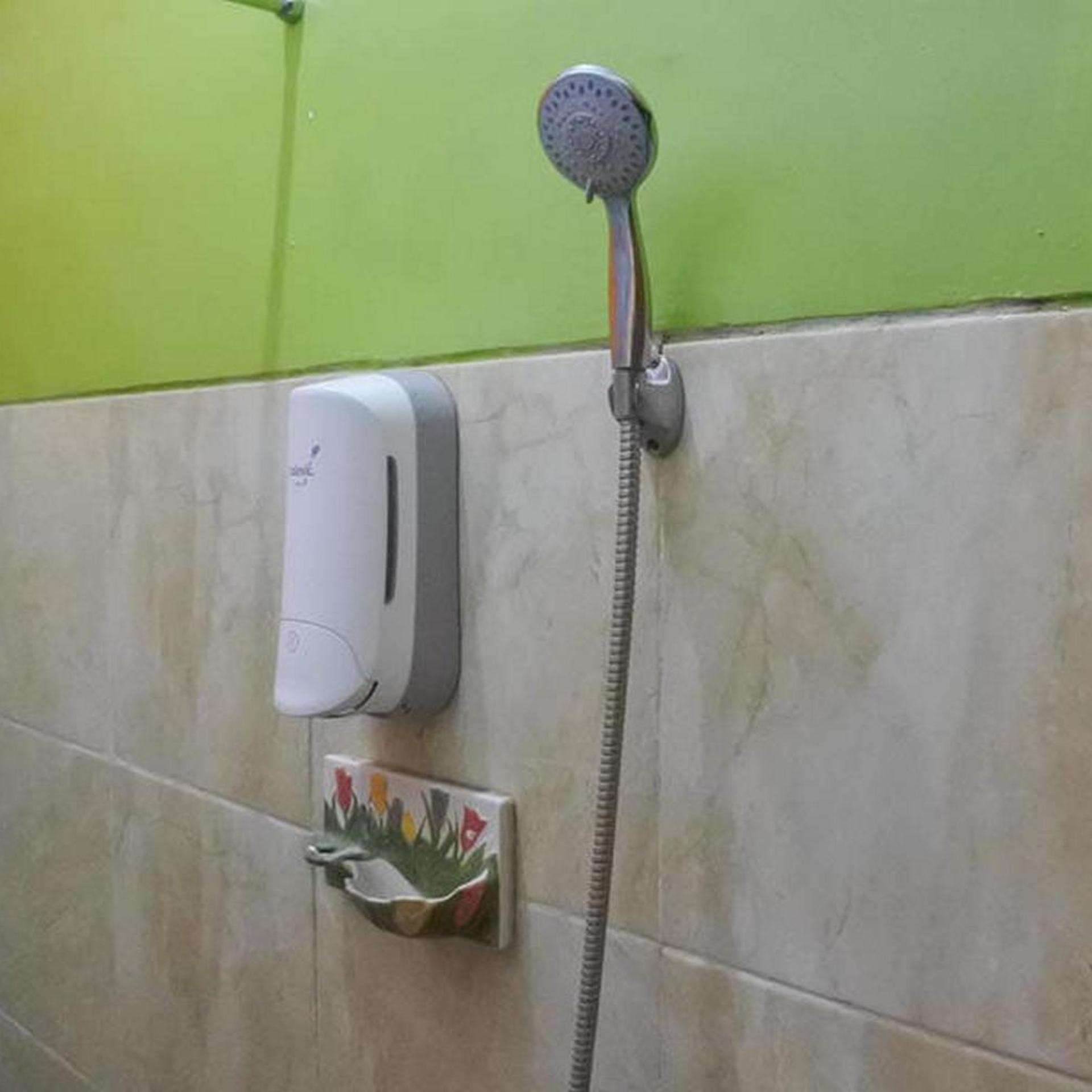 OYO 3727 Homestay Gayatri Sawojajar 35/57