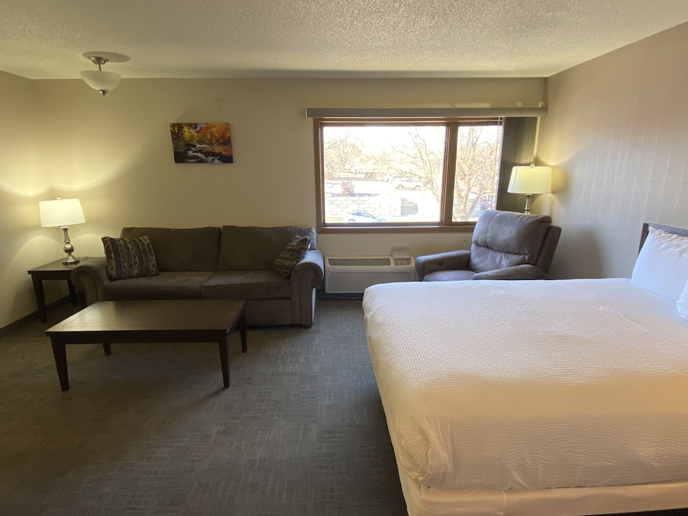 The Center Inn 17/30