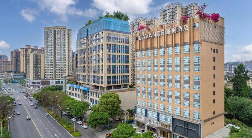 Lavande Hotel (Leshan High-Speed Railway Wanda Plaza) 12/69