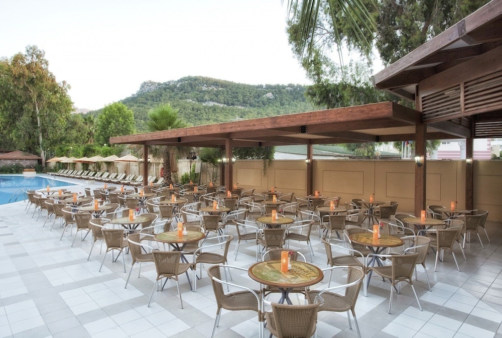 Akka Claros Hotel 46/64