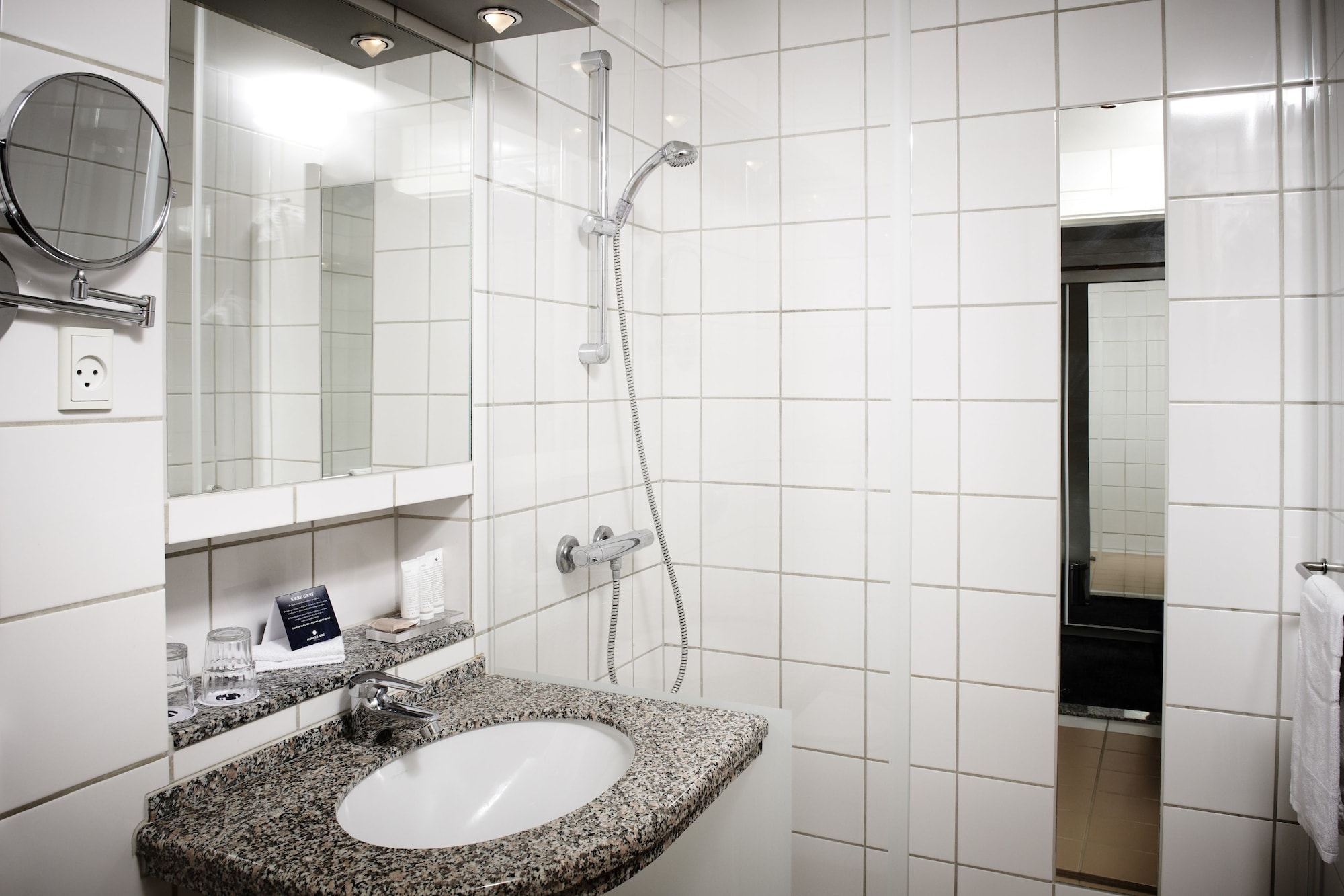 Room, Twin Beds, Balcony