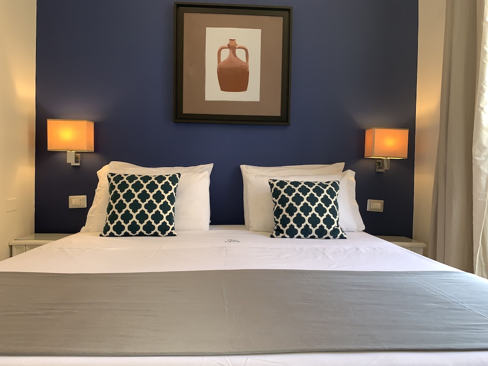 Grand Tour 4Rooms 7/36