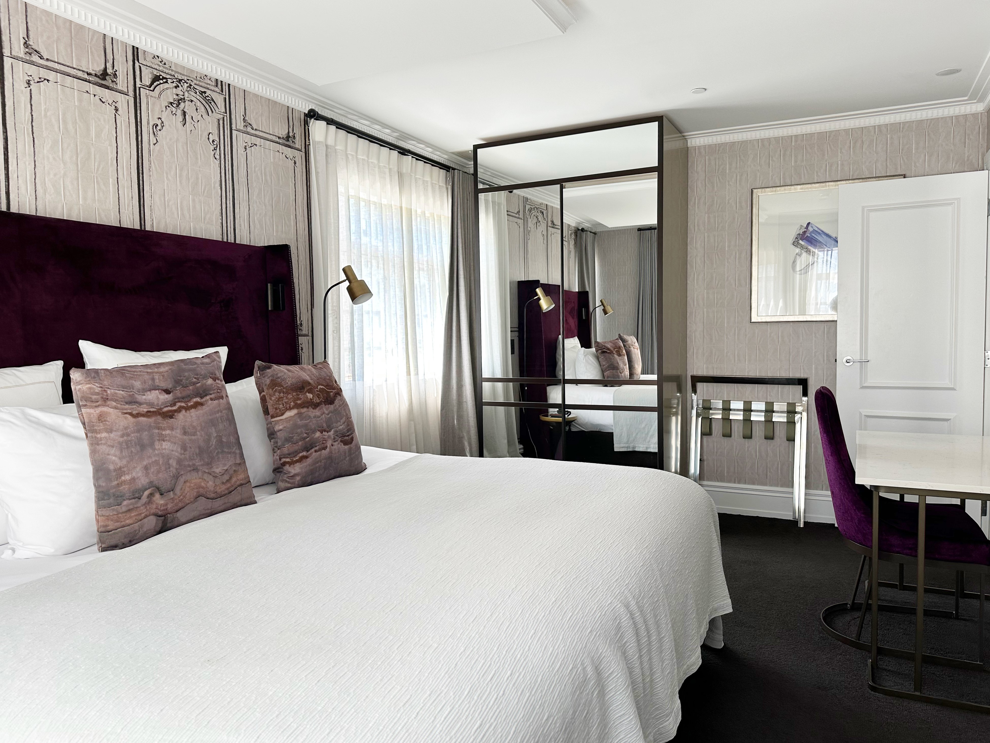 Windsor, Suite