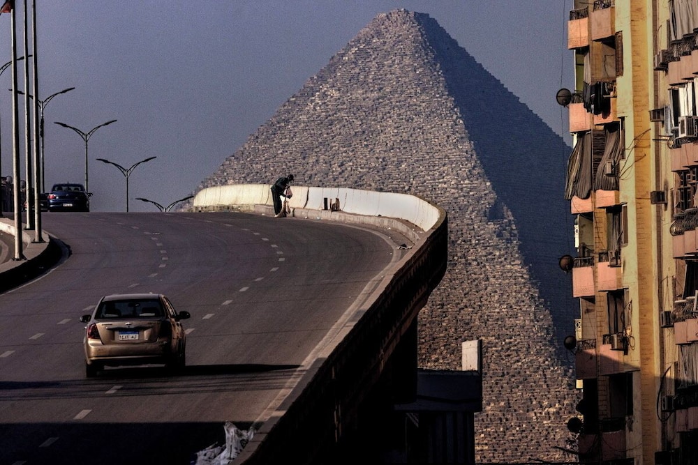 Verssailles Pyramids Hotel 12/23