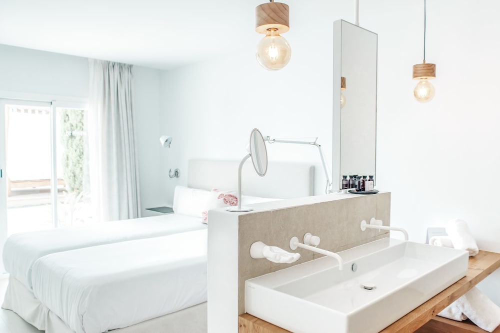 Hotel Boutique & Spa Las Mimosas Ibiza Elite Collection by Mambos Ibiza 53/57
