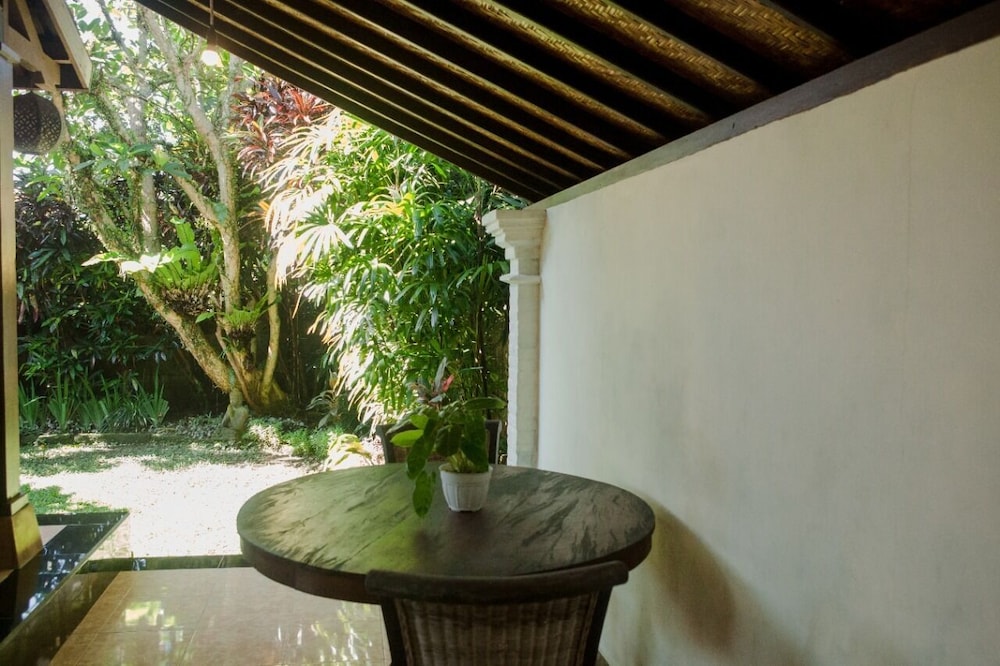 Sari Bamboo Villas 35/63