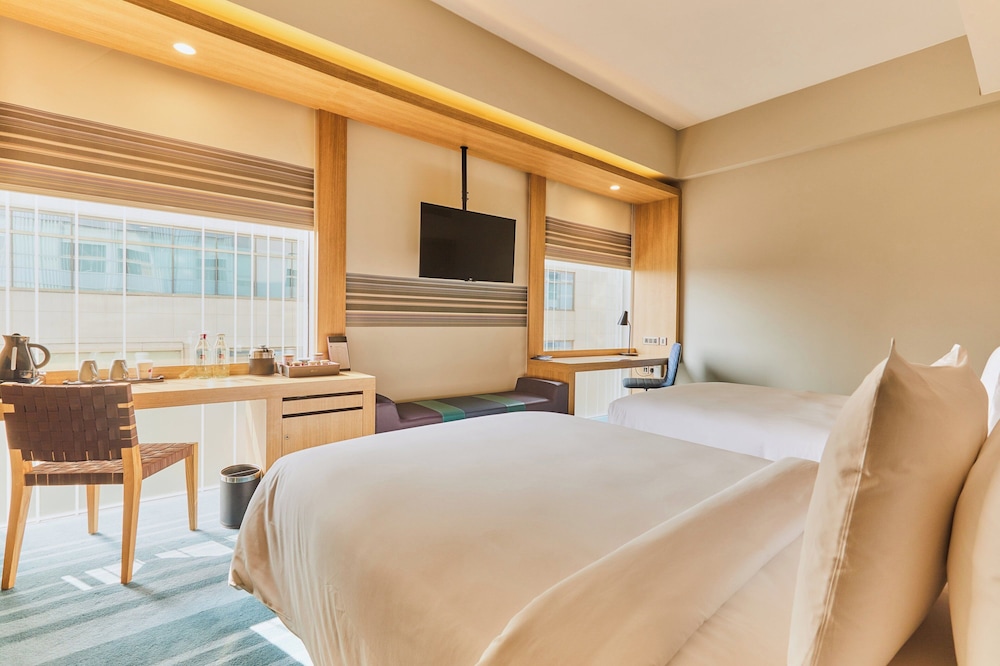 ALOFT, TWIN BEDS