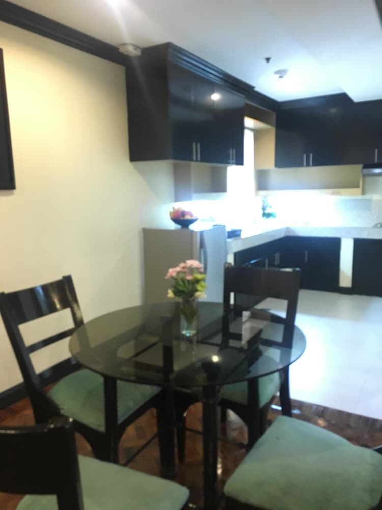 Lourdes Family Suites Makati powered by Cocotel 28/41