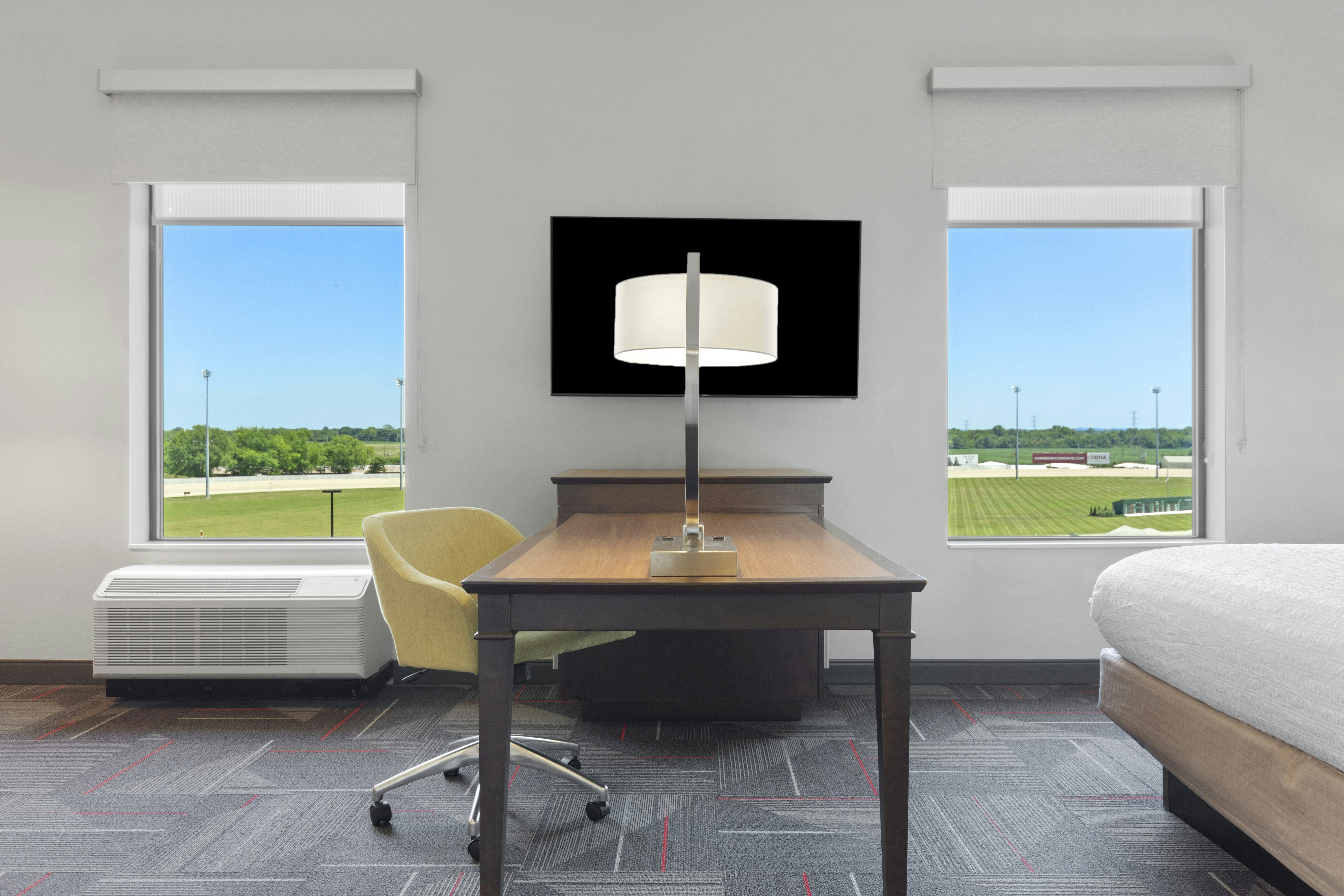 Hampton Inn And Suites Columbus Scioto Downs 25/40