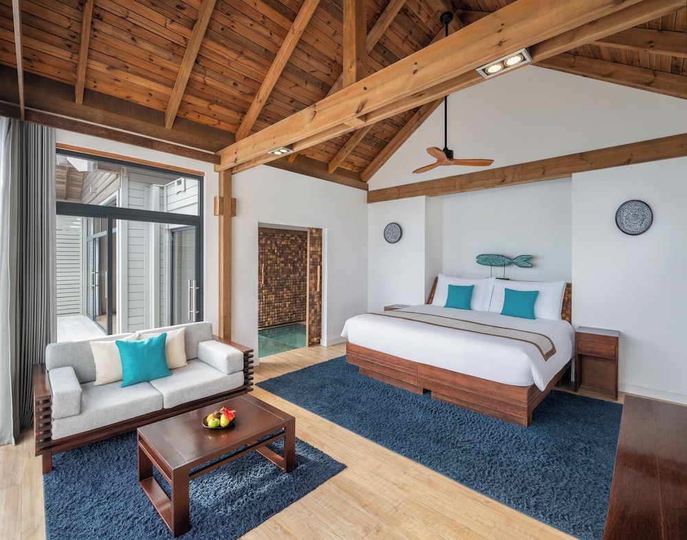 Ocean, Villa, Double Bed, Over Water Pool
