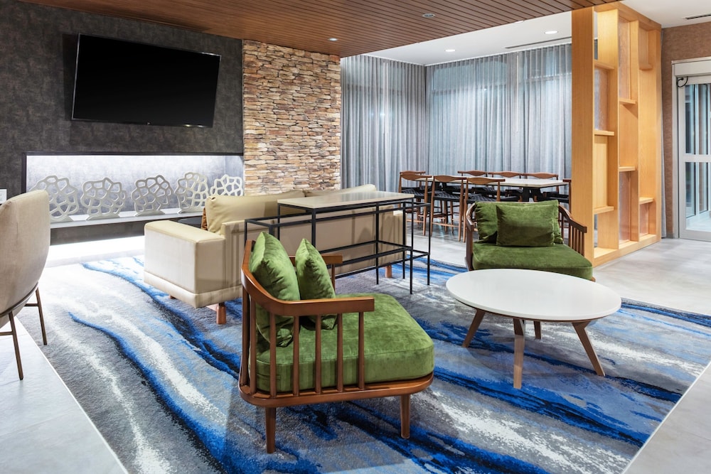 Fairfield Inn & Suites by Marriott Atlanta Marietta 11/18
