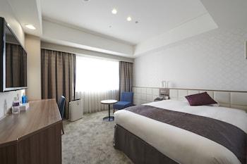 Moderate, King Bed