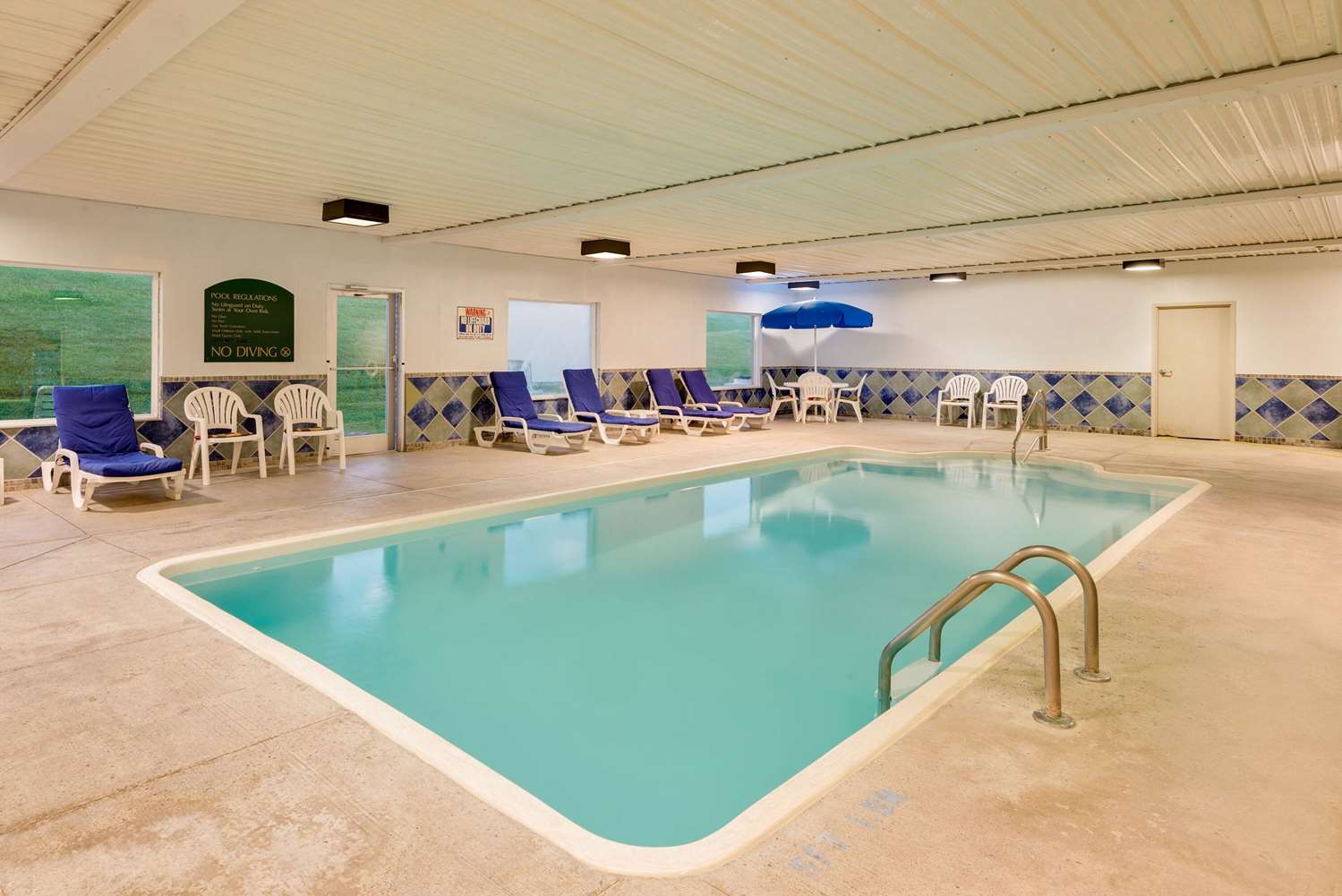 Baymont by Wyndham Lawrenceburg 4/11