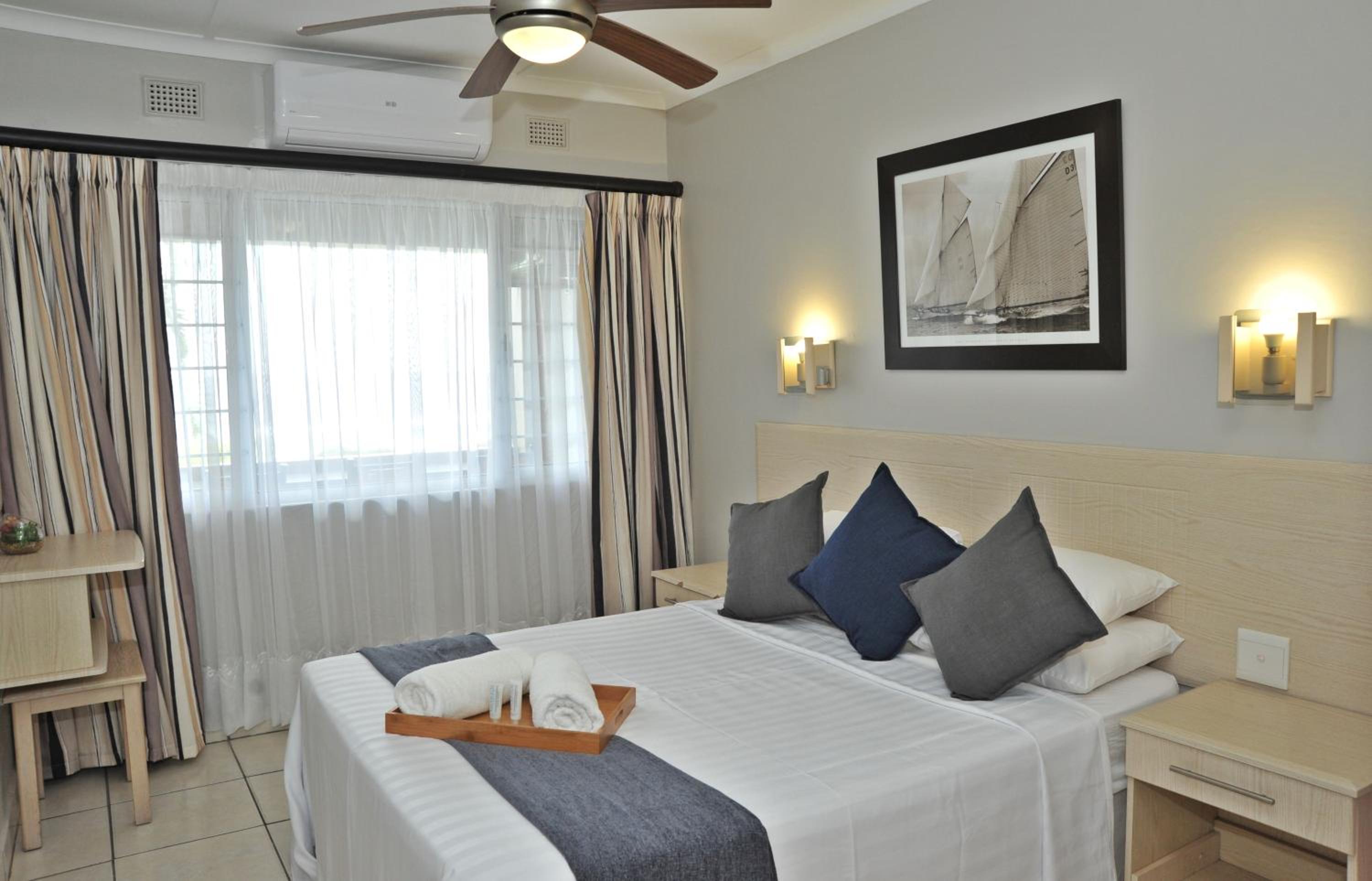 Sunrise Beach Resort 8/50