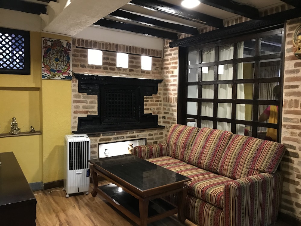 Nepal Pavilion Inn 34/50