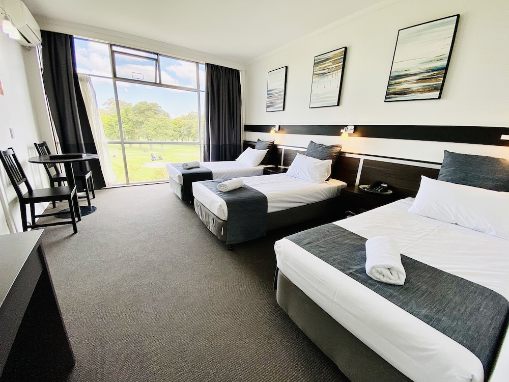 The Select Inn Ryde 12/65