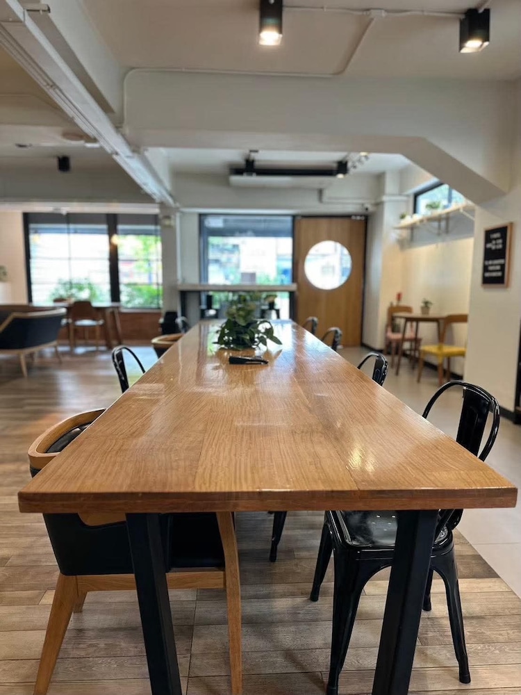 T Hostel at Victory Monument 39/46