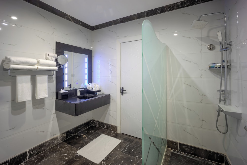 فندق دوناتيلو(Donatello Hotel) 52/52