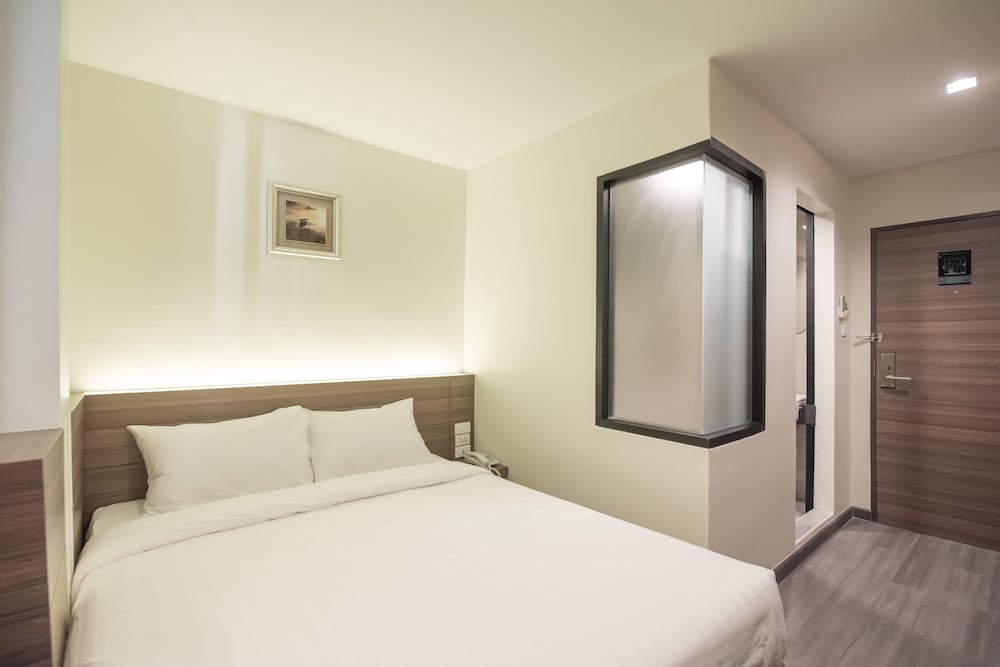 Sovereign Group Hotel Pratunam Bangkok 24/61