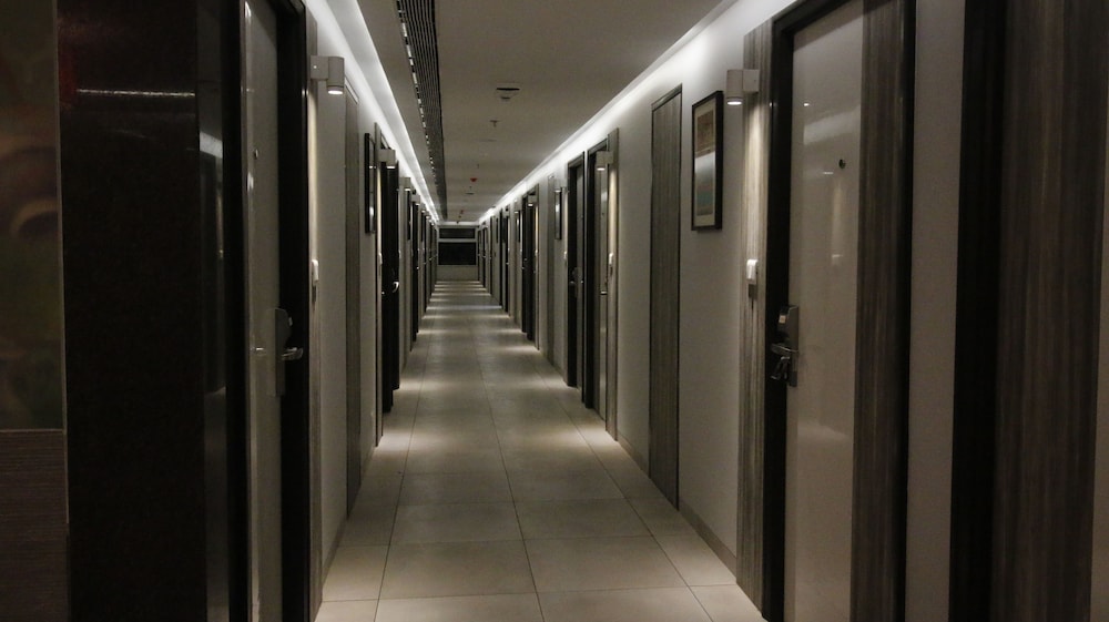 7 Apple Hotel 35/60