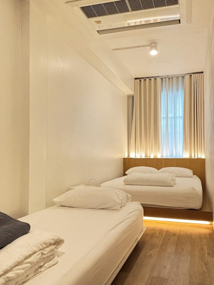 MONOMER HOSTEL BANGKOK 15/50
