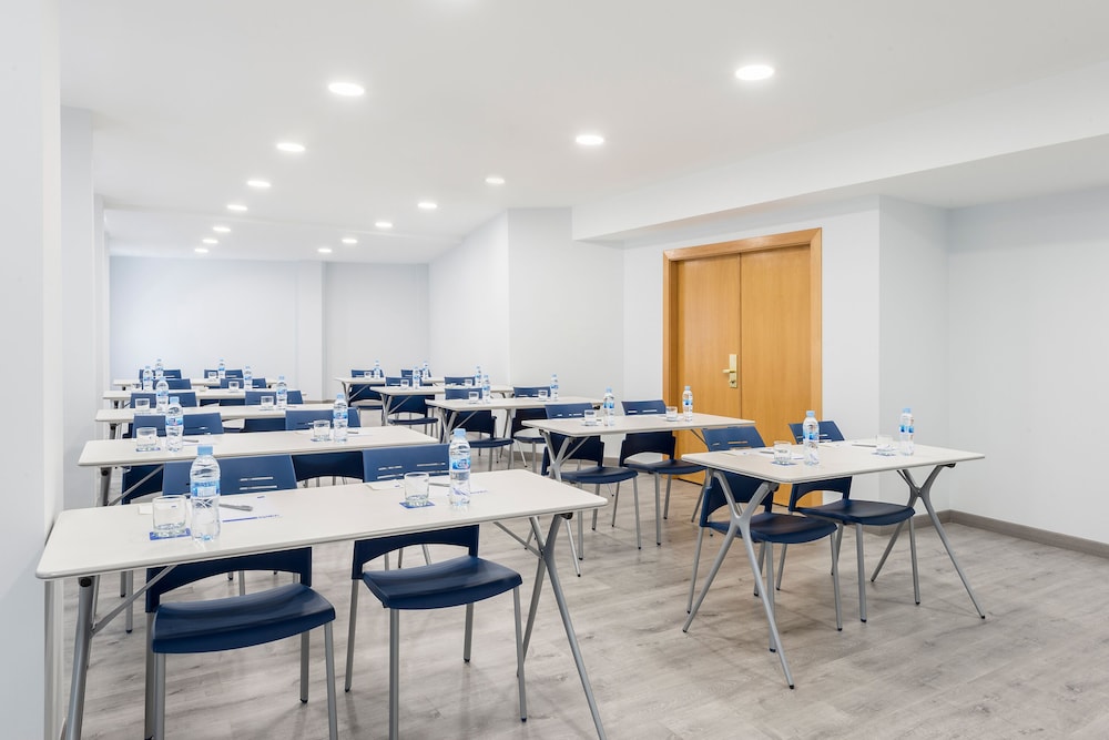 Hotel Elche Centro Affiliated By Melia 45/54
