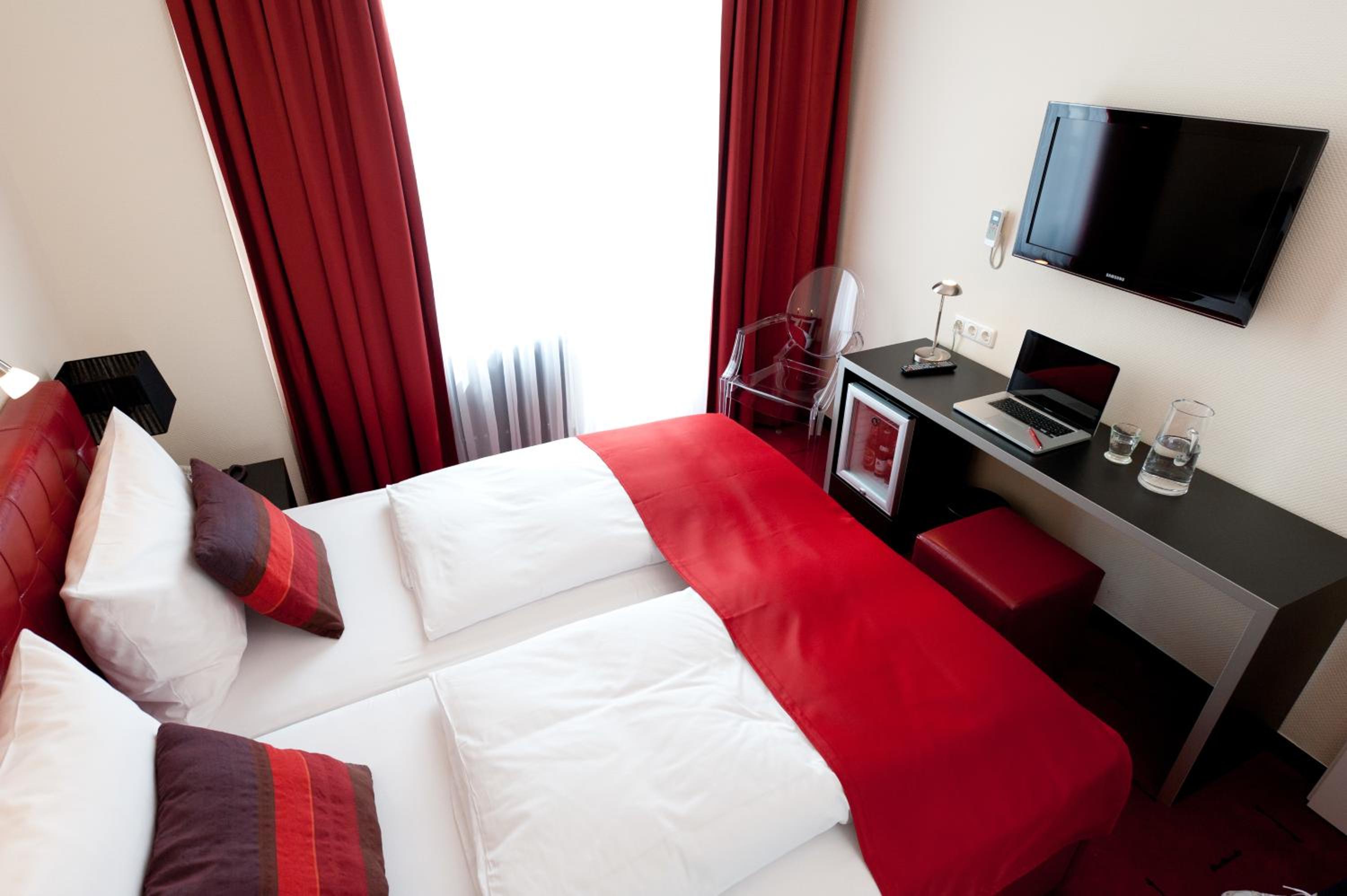 Hotel Esplanade 27/48