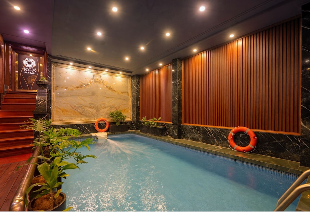 Rex Hanoi Hotel 35/68