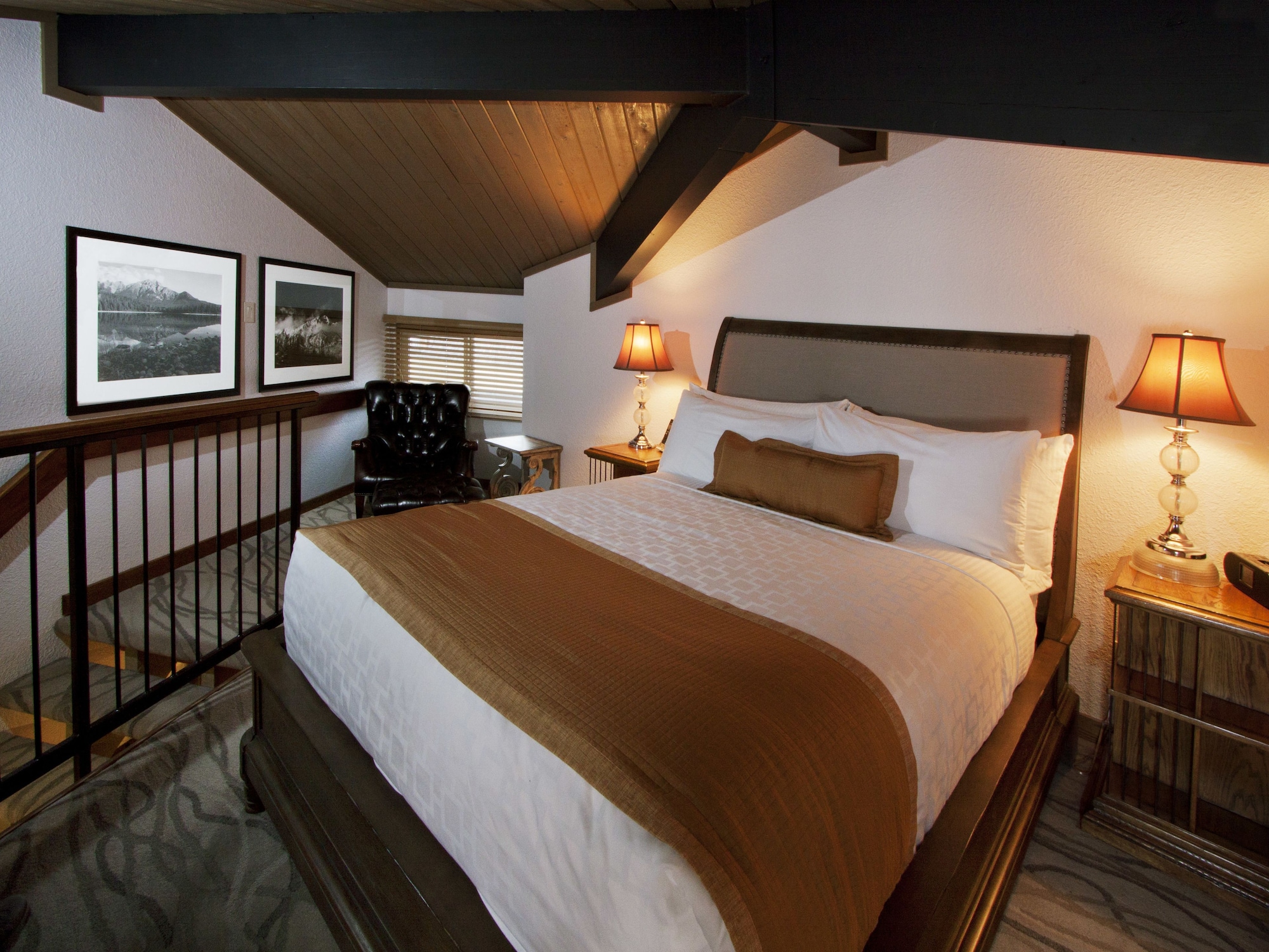 Cavell, Penthouse Suite, Queen Bed
