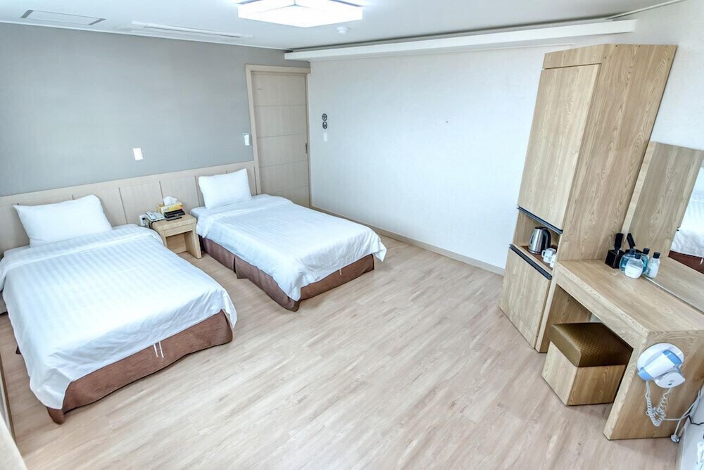 Jungmoon City Hotel 11/47