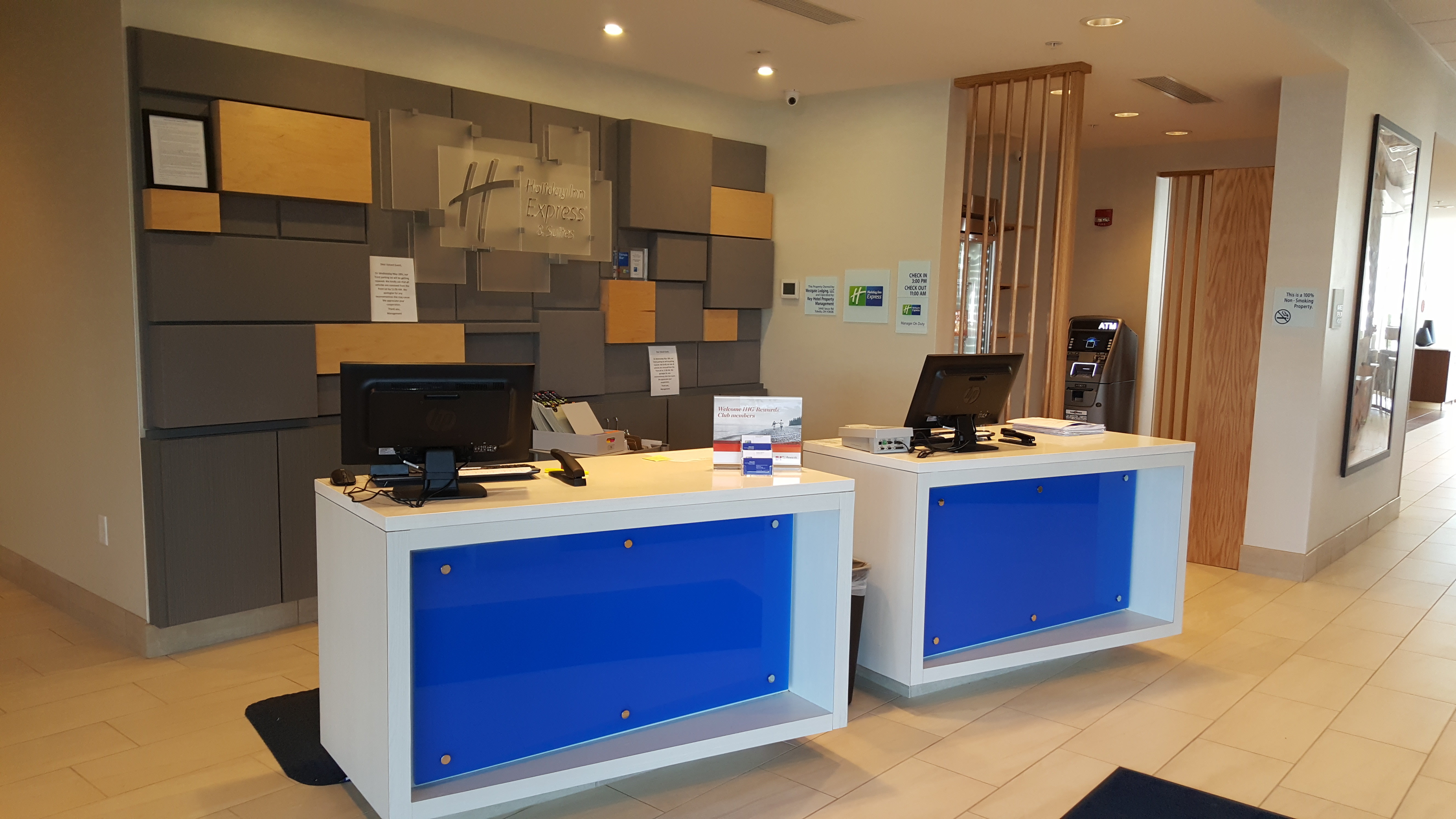 Holiday Inn Express Suites Toledo West 9/54