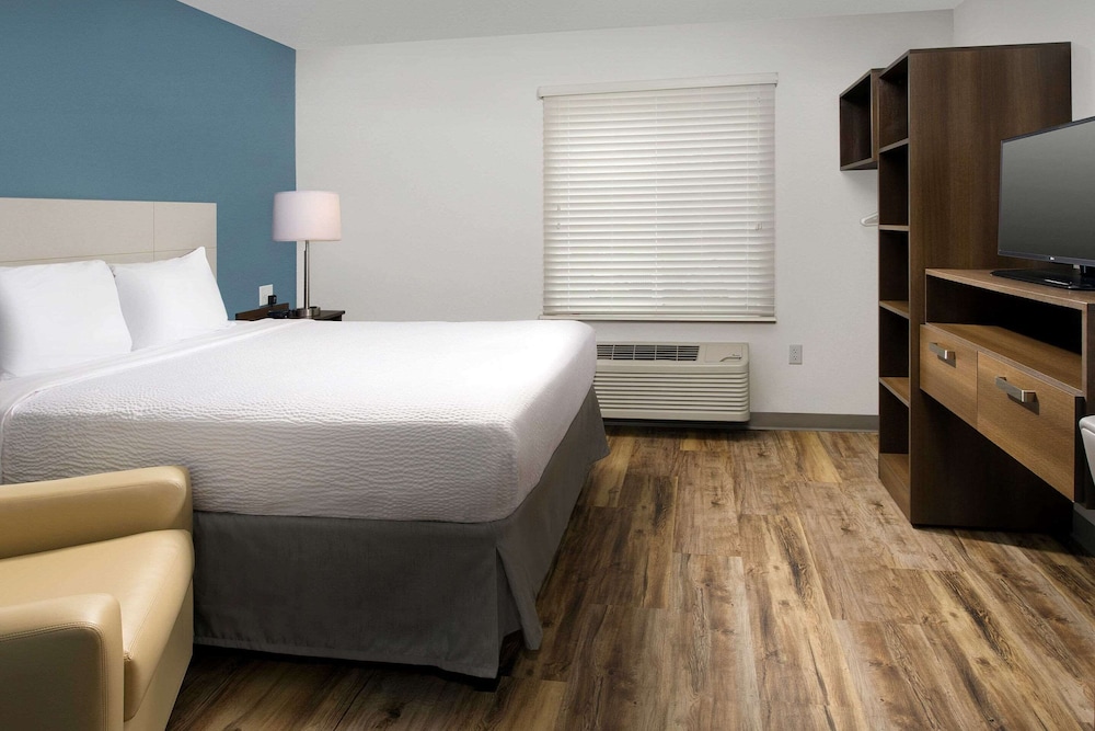 Extended Stay America - Select Suites Orlando - Airport 20/57