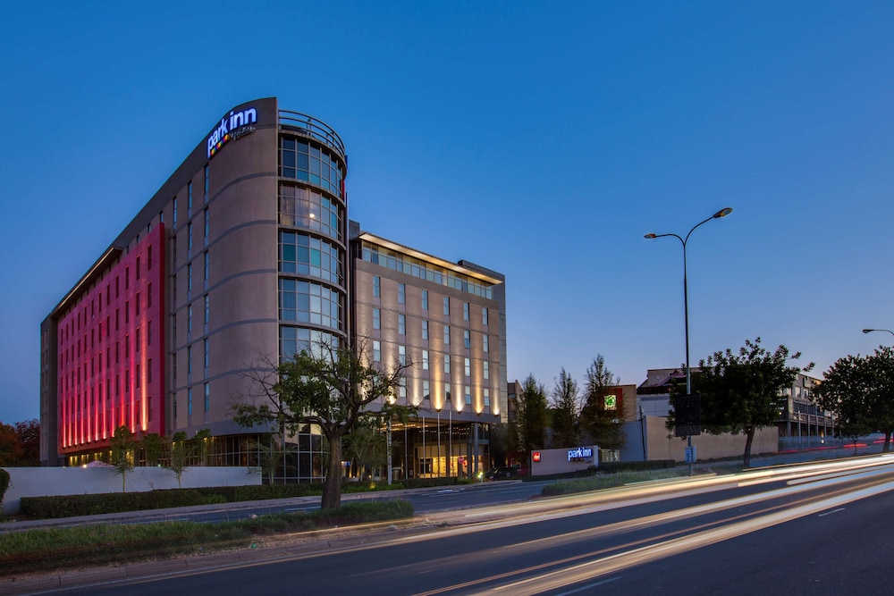 Park Inn Sandton Hotel 52/54