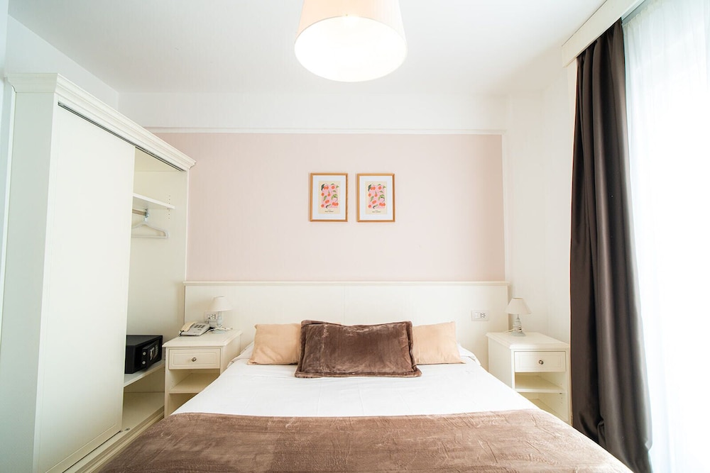 Room at Hotel Continental Pietra Ligure, PIETRA LIGURE