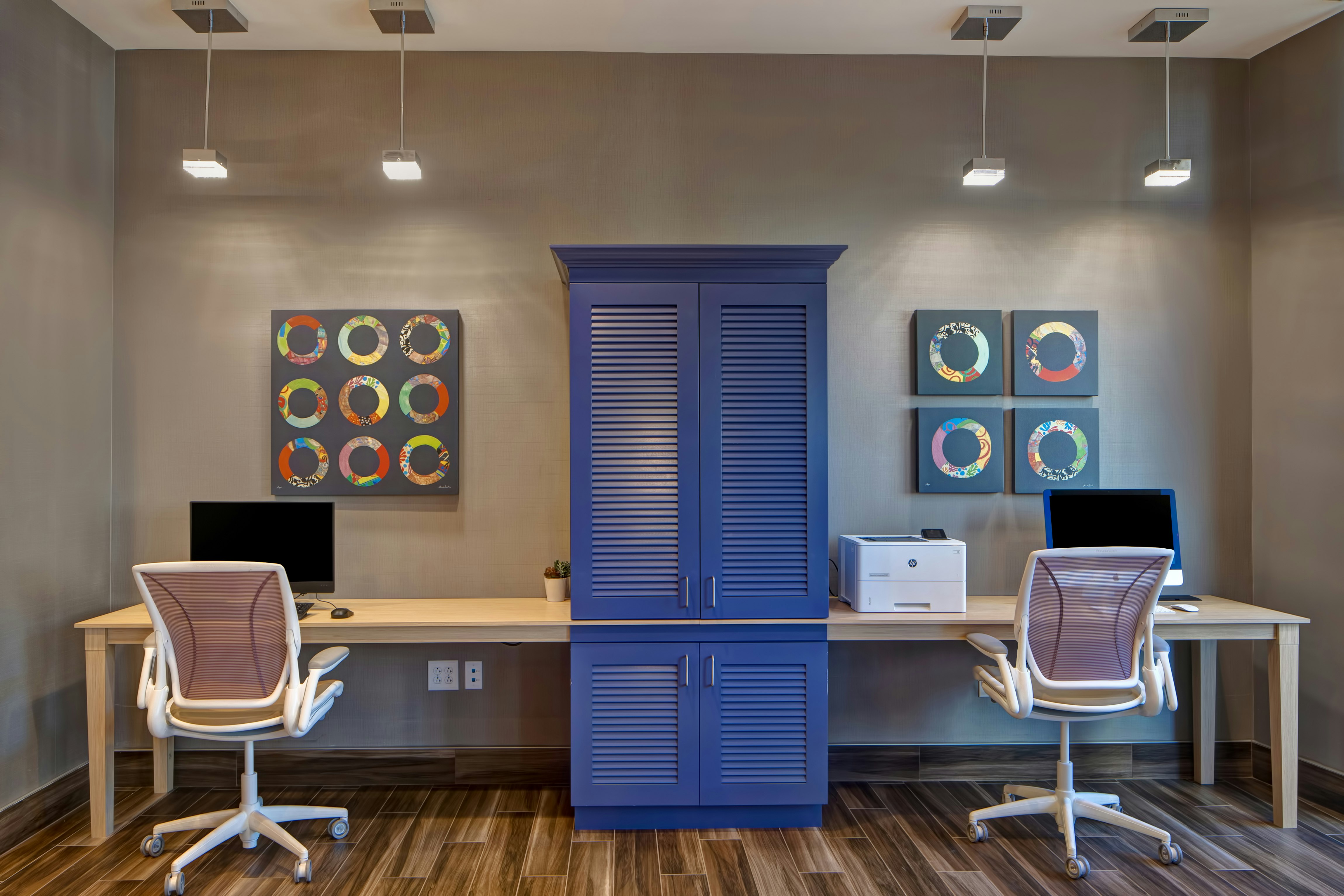 Home2 Suites By Hilton Charlotte Uptown Nc 56/58