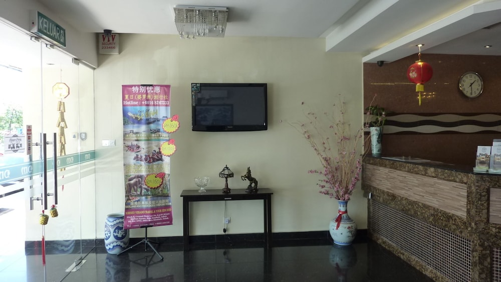 Dm Hotel 19/25