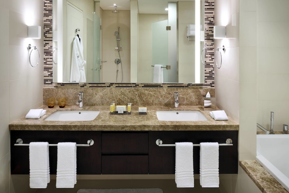 Marriott Executive Apartments Downtown Abu Dhabi 7/25