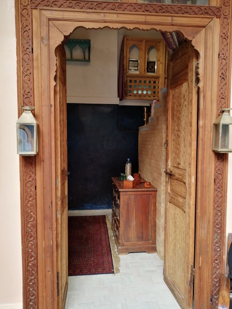 RIAD TARA 30/77